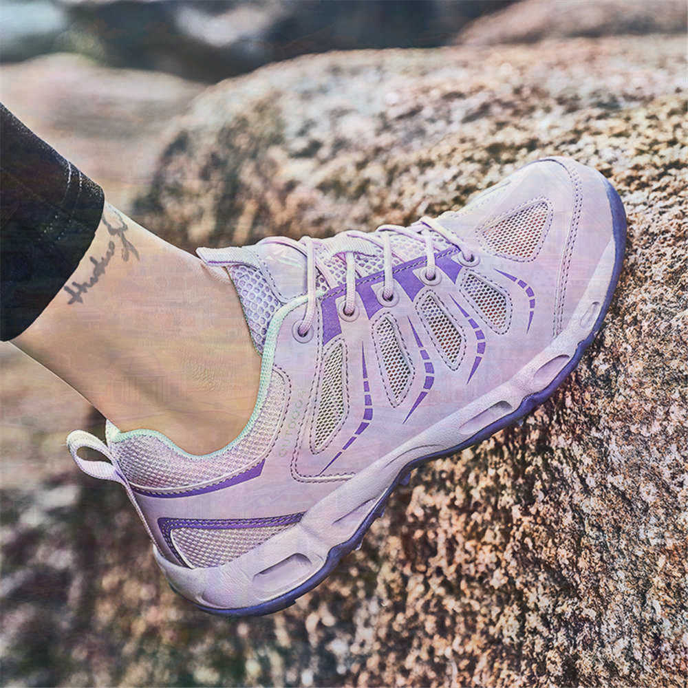Sumer Round Tip Silver Sneaker - Tech Accessories Travel recension och pris