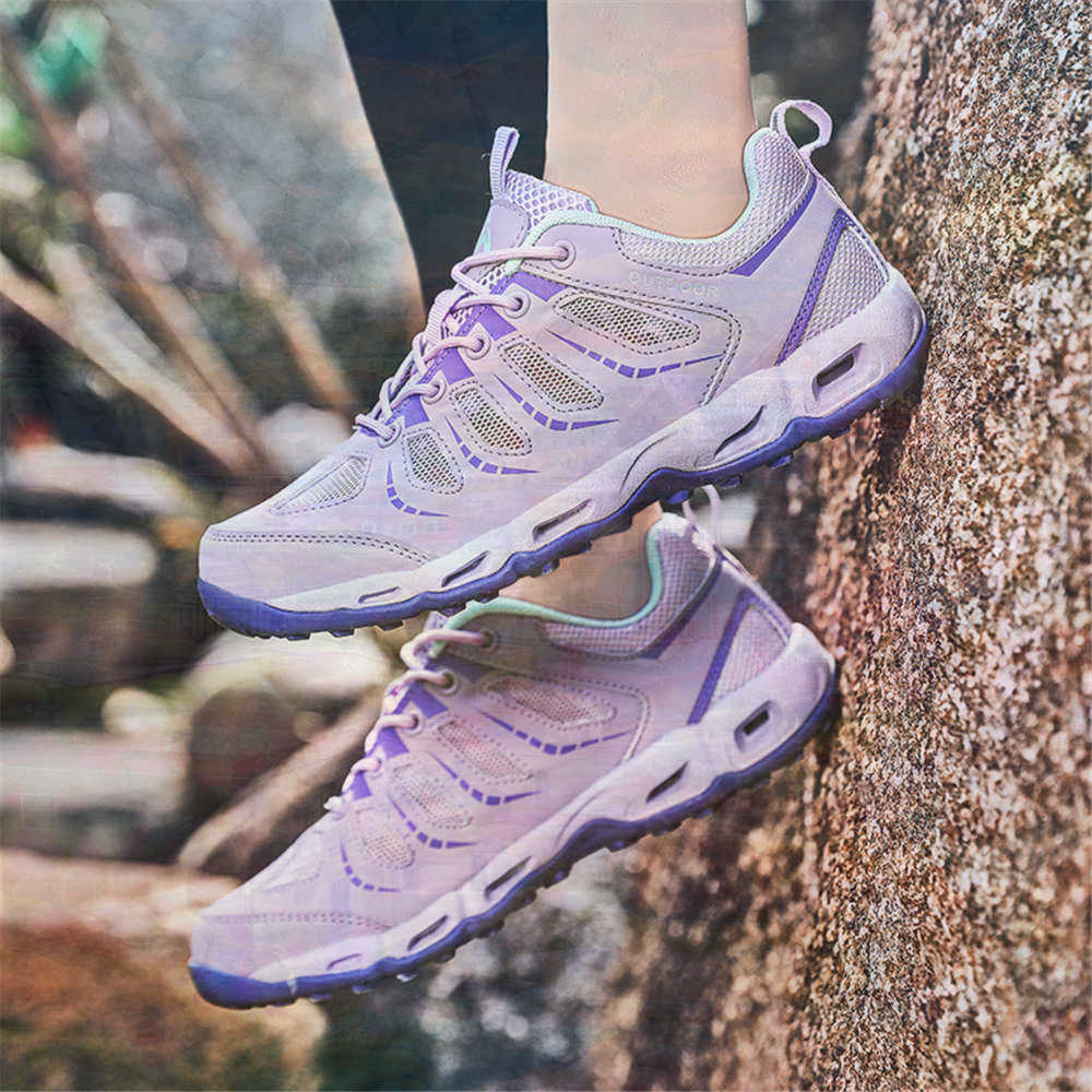 Sumer Round Tip Silver Sneaker - Tech Accessories Travel recension och pris